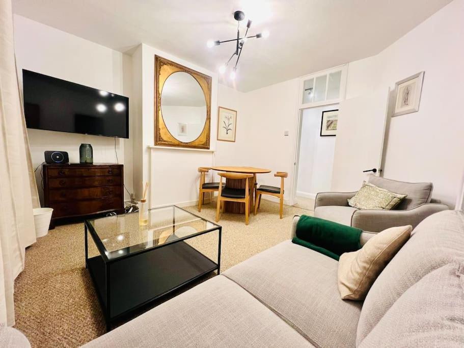 Modern Flat In Central London Exterior photo